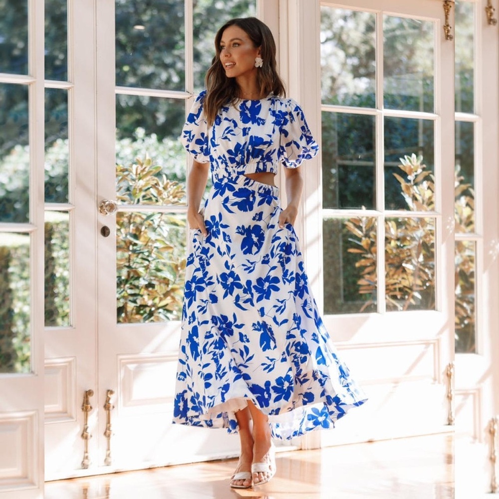 NWT- Petal & Pup - Blue Floral Maxi Dress - size L